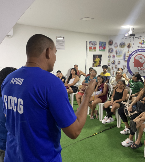 Projeto do Futebol Feminino do CDCG é Oficializado com Entrega de Uniformes e Primeiro Treino